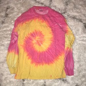 Long sleeve tie dye shirt